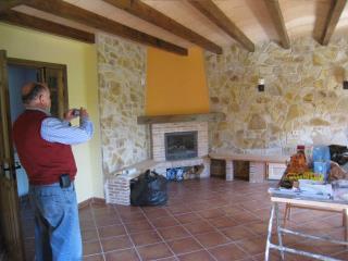 Img. 1 Frente Chimenea.JPG